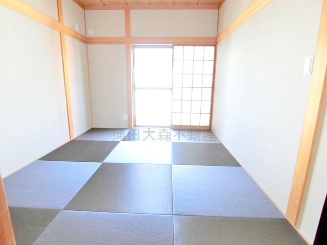 西蒲田3丁目戸建の内装|2階北側の和室6帖