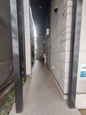 アドバンス共進町のロビー