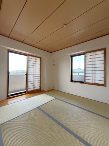 鳴滝パークホームズの和室