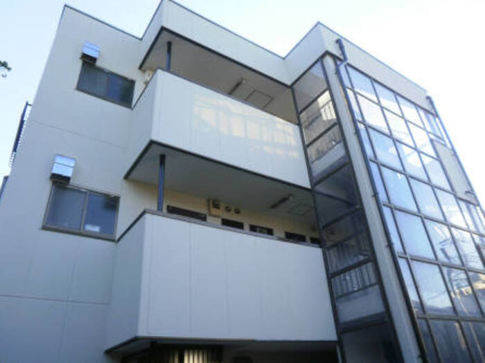 豊田マンションの外観