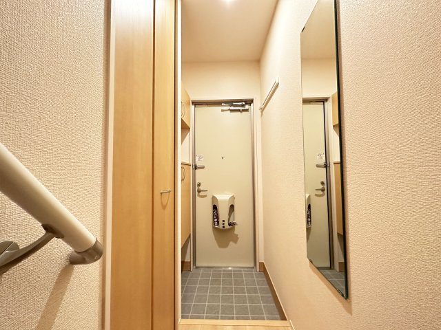 ベガの玄関