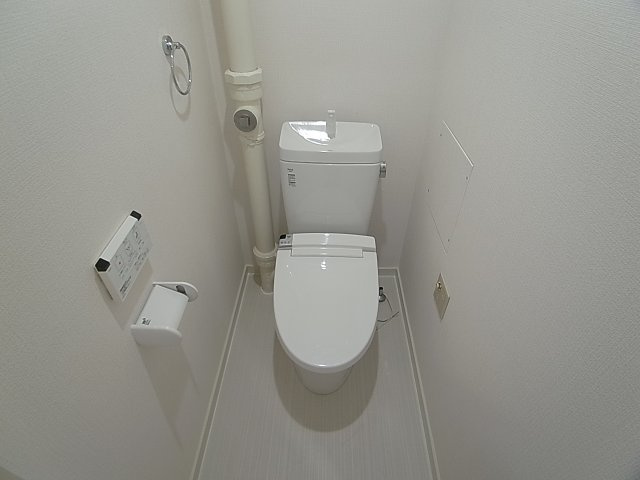 ハイツKOYOのトイレ|温水洗浄便座付きトイレ