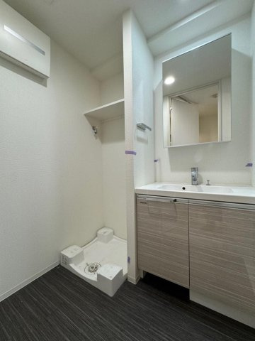 フュージョナル浅草FORESTの洗面所