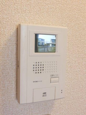 レオパレスシェソワⅡのその他|モニター付インターホン