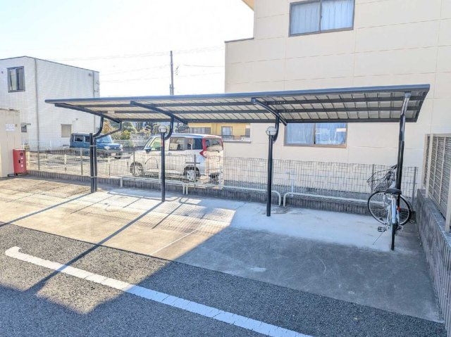 クレイノニュー荒牧町のその他