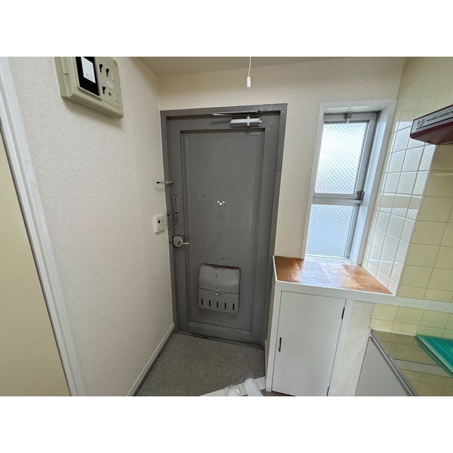 エルプレシア前橋の玄関|収納もある玄関です