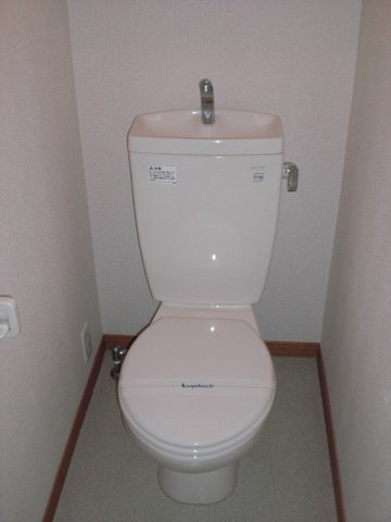 レオパレスコスモスＣのその他|もちろん、バス・トイレ別ですよ♪
