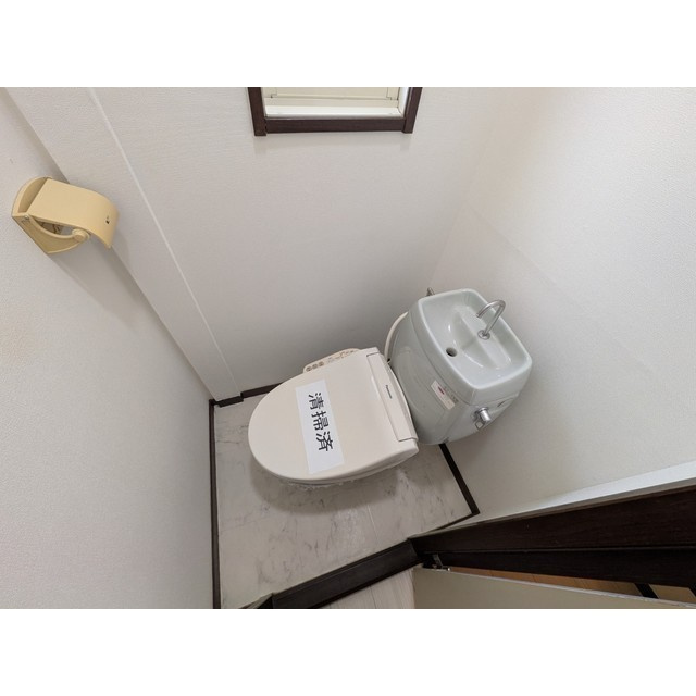 サンシティ江田Bのトイレ|清潔感のあるトイレです
