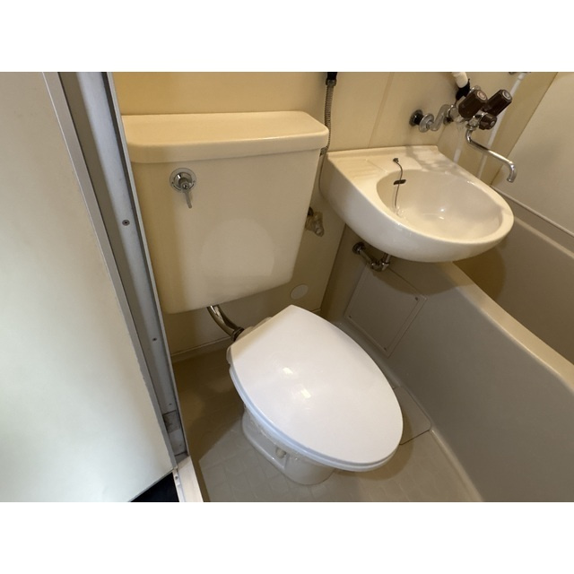 メゾンホワイトのトイレ|落ち着いたトイレです