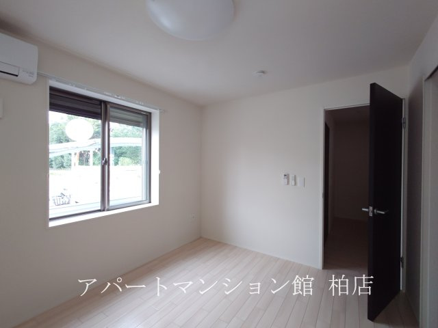仮称）柏市船戸　新築アパートの洋室