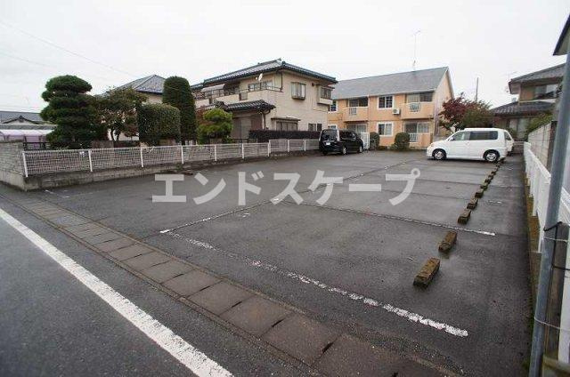 カシオペアの駐車場|高崎、前橋のお部屋探しはエンドスケープまで！お客様の理想お聞かせ下さい♪