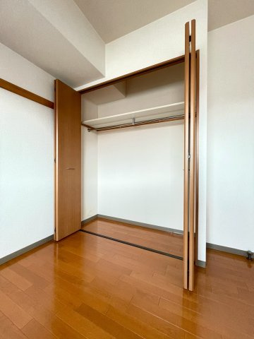 モナ ヴェイルの収納