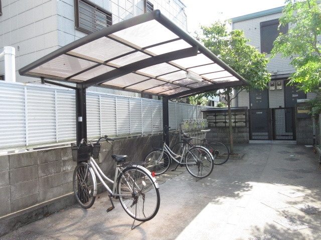 メゾン西落合のその他共用部分|★屋根付駐輪場★