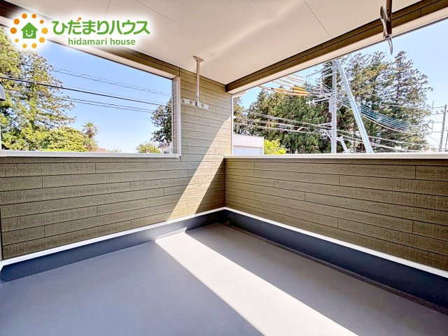 【バルコニー】 | 那珂市瓜連第14　新築戸建　5号棟 | 広いインナーバルコニーは、ランドリースペースだけでなく、椅子を置いて風にあたりながら読書なんていかがでしょうか(^^♪