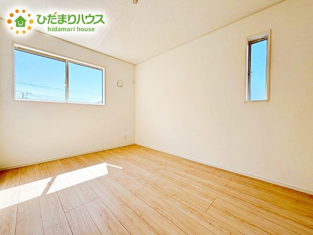 【洋室】 | 那珂市瓜連第14　新築戸建　5号棟 | 夏場に心地良いひんやり感はフローリングならでは☆彡