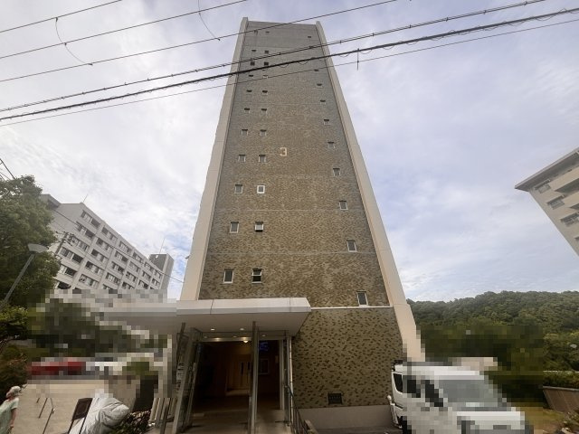 住吉台東住宅3号棟の外観