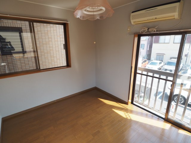 目の前に遮る建物が無いので開放的です。