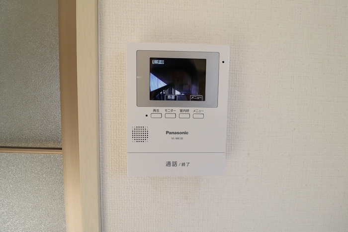 ハイツ・若草のセキュリティ|カラーモニター付インターホン（録画機能付）