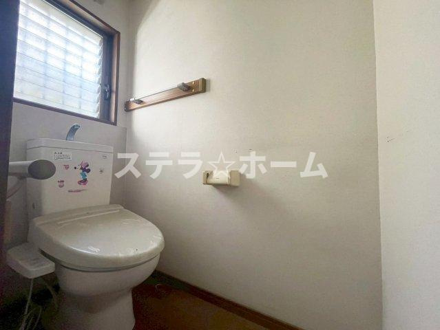 大桐4 中古戸建のトイレ|ゆったりとした空間のトイレです