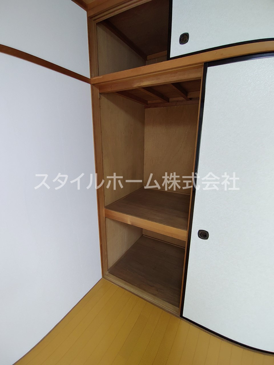 センチュリーシュンエーの収納|別部屋写真です。