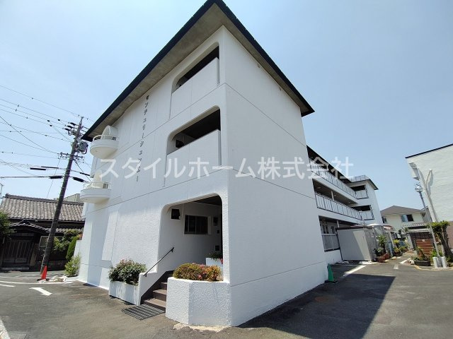 センチュリーシュンエーの外観|別部屋写真です。