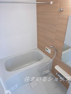 広島市安佐北区亀山２丁目のアパートの浴室|追い焚き・浴室暖房乾燥機あり