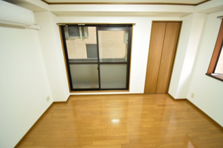 【洋室】 | 兼山マンション　 | 使い勝手のいい洋室です