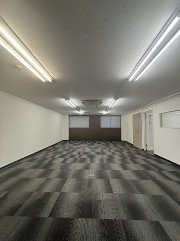 豊中市中桜塚３丁目の店舗事務所