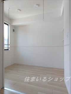 安芸高田市吉田町国司のアパートのバルコニー|便利なサンルーム