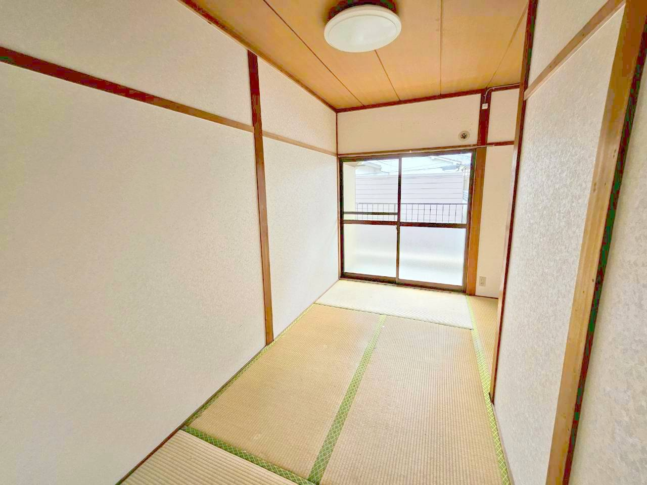 三条三和ハイツの和室