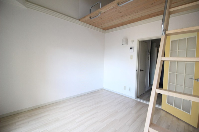 【居間・リビング】 | アバンティ奉還町