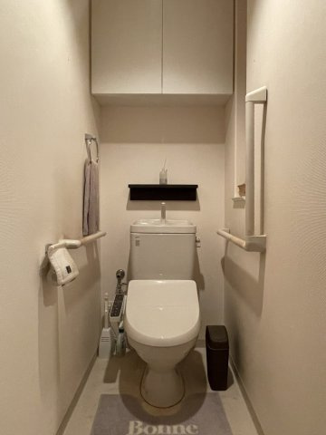 アルファステイツ竹原のトイレ|温水洗浄便座付きのトイレです