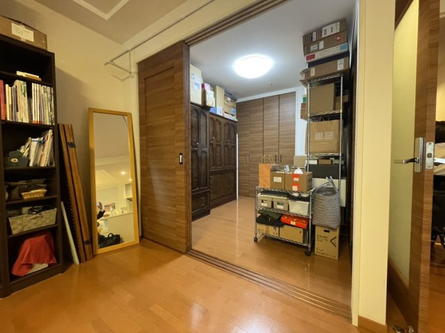 アルファステイツ竹原の洋室|リビングと一体利用可能な洋室です
