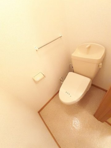 【トイレ】 | Ｃｒｏｕｄ　Ｏｏｋｕｂｏ　Ａ棟 | コンパクトで使いやすいトイレです