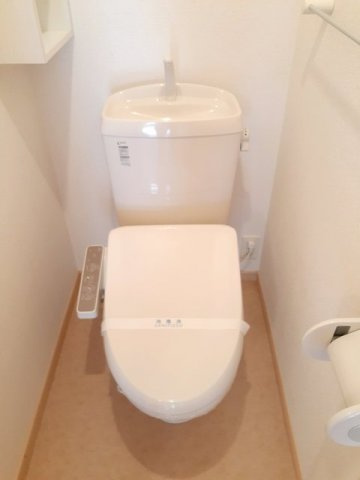 テラース磯上Ｂのトイレ|落ち着いたトイレです