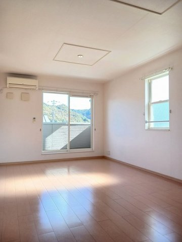 アルモニー和気の居間・リビング|居間です