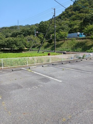 【駐車場】 | メゾン横山 | 駐車スペースもあります