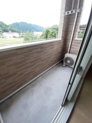 【バルコニー】 | フォレスト　サイド横山Ⅰ | 広々としたバルコニーです
