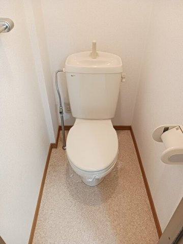 【トイレ】 | サンシティ臼井Ａ | コンパクトで使いやすいトイレです