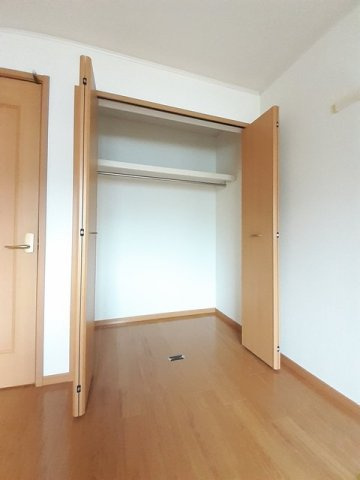 ウエストファーム　カタカミの収納|大きなスペースがあり、収納には困りません