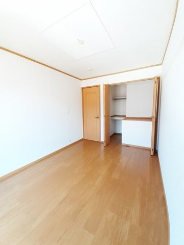 メゾンフォレスタＣ棟のその他