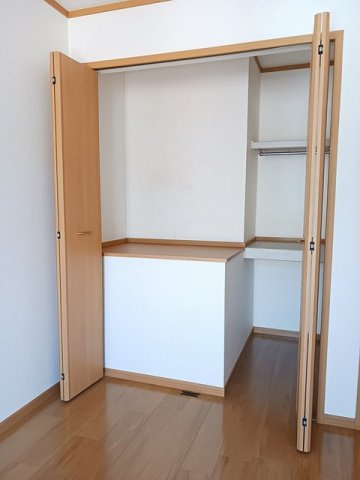 メゾンフォレスタＣ棟の収納|たっぷりとした収納スペースです