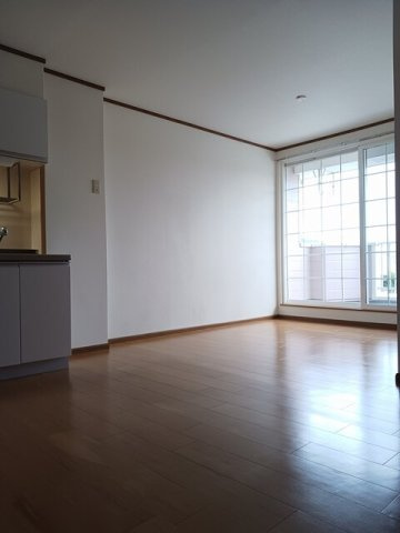 クレストール長船Ａの居間・リビング|居間です