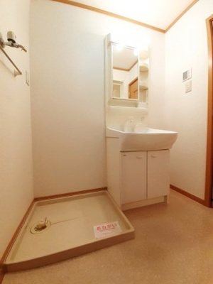 【洗面所】 | クレール | 使いやすい洗面所です
