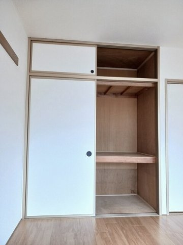 サンシティ臼井Ａの収納|大きなものも収納できそうです