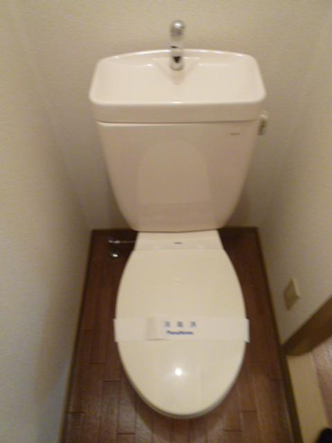 ブロードビューⅡのトイレ|清潔感のあるトイレです