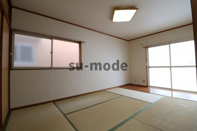 HMハイツの寝室