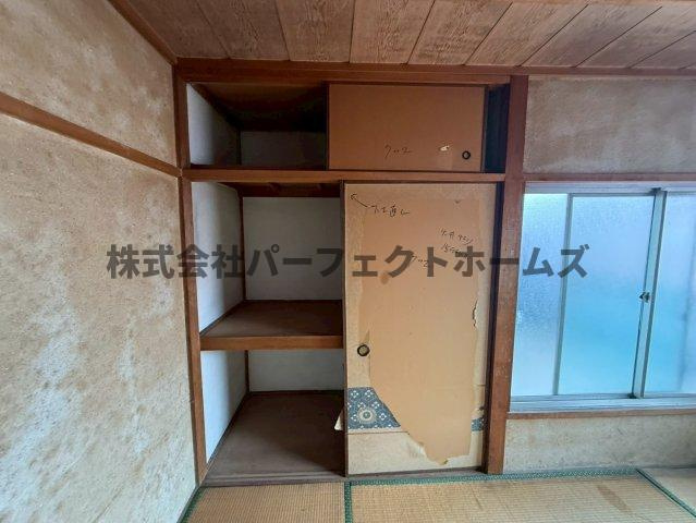松丘町戸建　賃貸の収納|大きなスペースがあり、収納には困りません