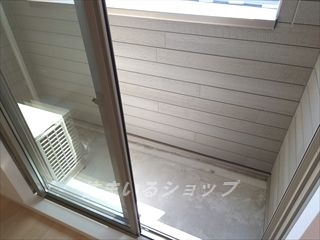 安芸高田市吉田町山手のアパートのバルコニー