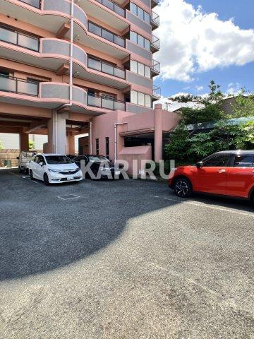 アビタ山本放出西の駐車場
